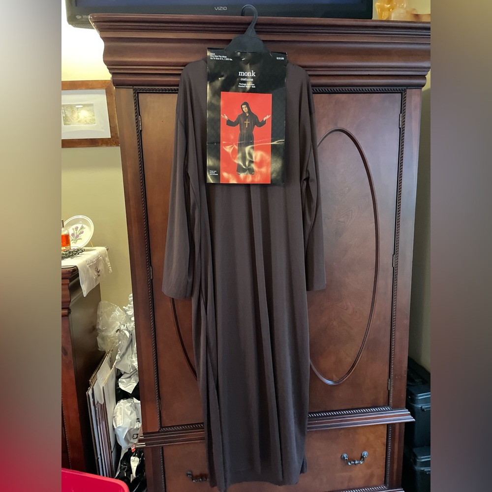 Mens monk costume